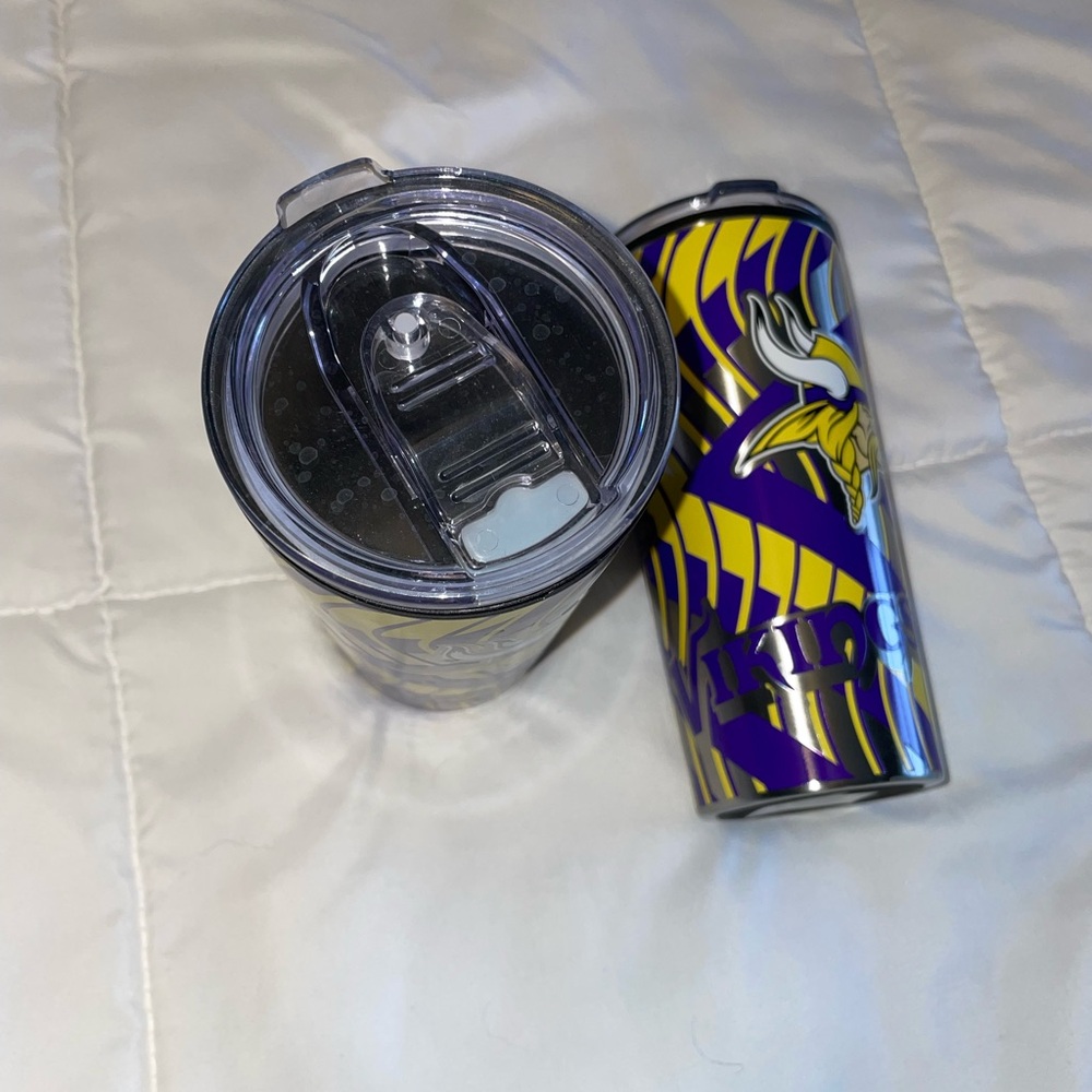Vikings Tumbler Set with Logo - Picture 2 of 5